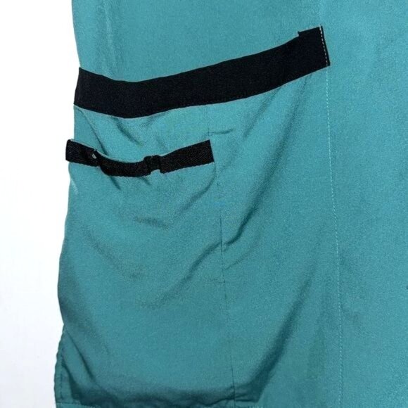 Teal V-Neck Scrub Top With Lace-Up Shoulders & Pockets - Picture 5 of 7